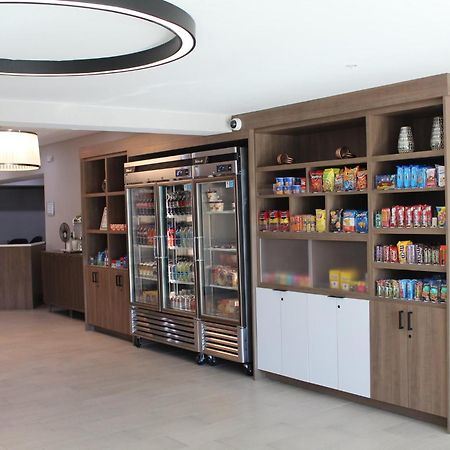 Holiday Inn Dallas Market Ctr Love Field By Ihg Екстер'єр фото