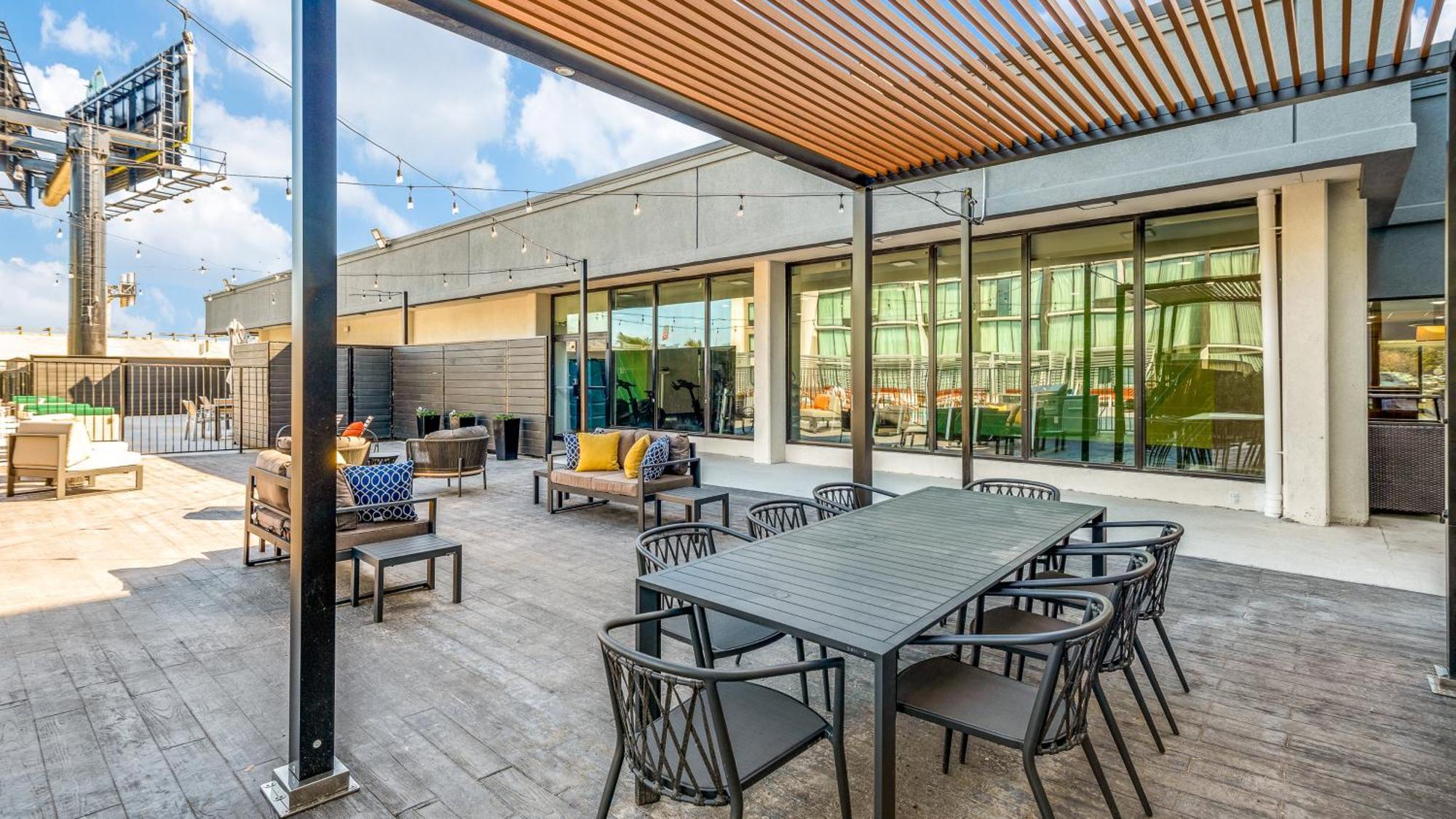 Holiday Inn Dallas Market Ctr Love Field By Ihg Екстер'єр фото